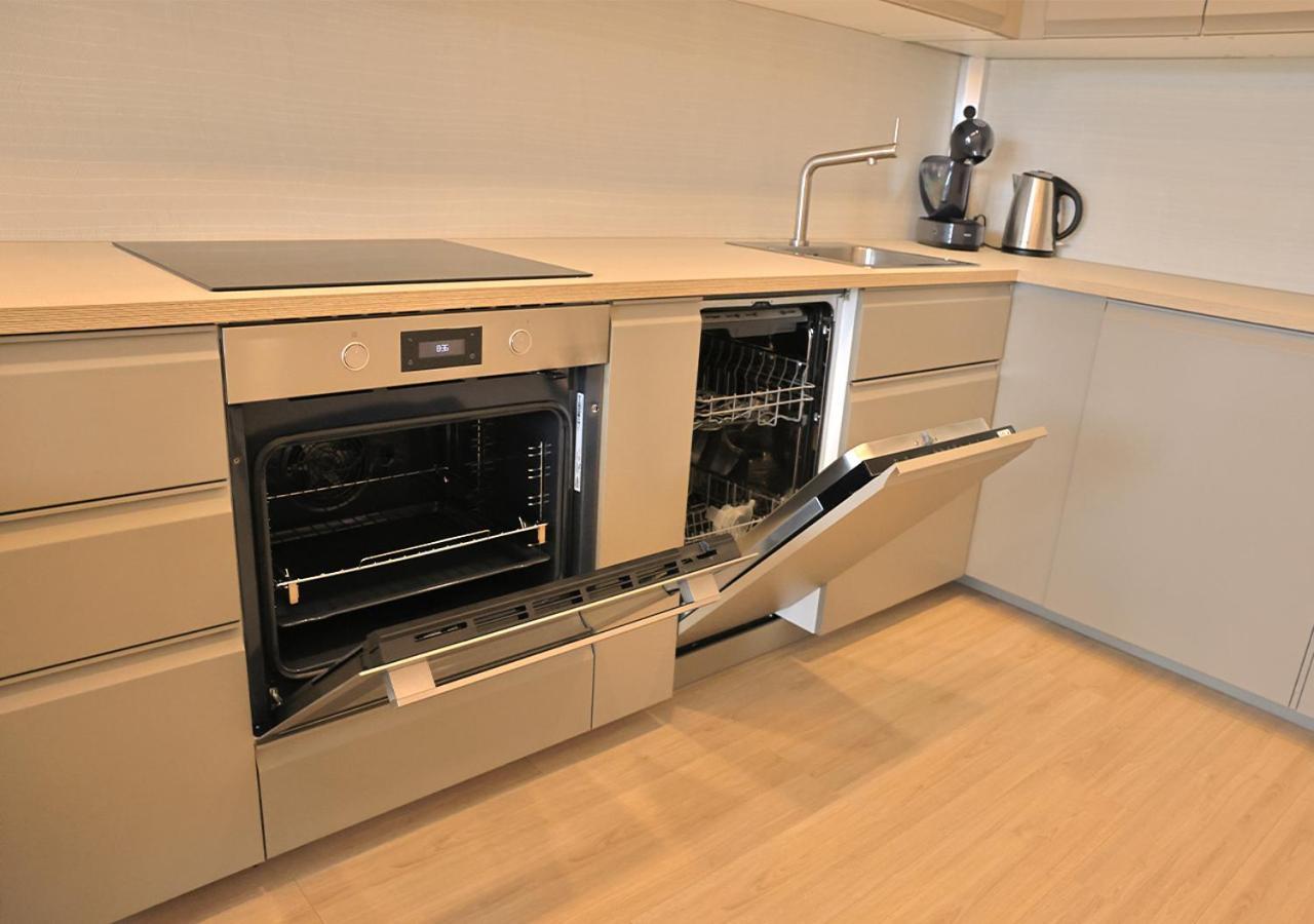 New Cozy 2 Room Pink Apartment Bratislava 058 ภายนอก รูปภาพ